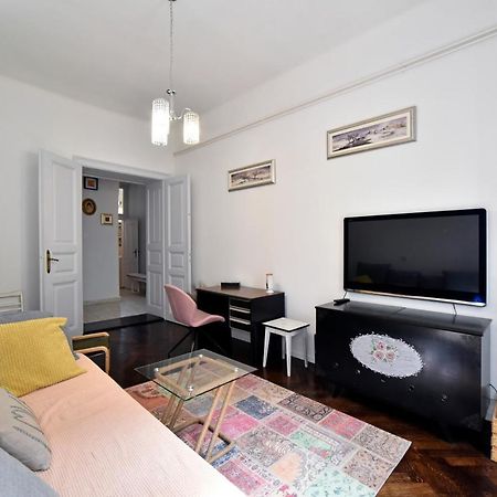 1Br In Central Zagreb & Main Station, Free Parking Apartment Luaran gambar